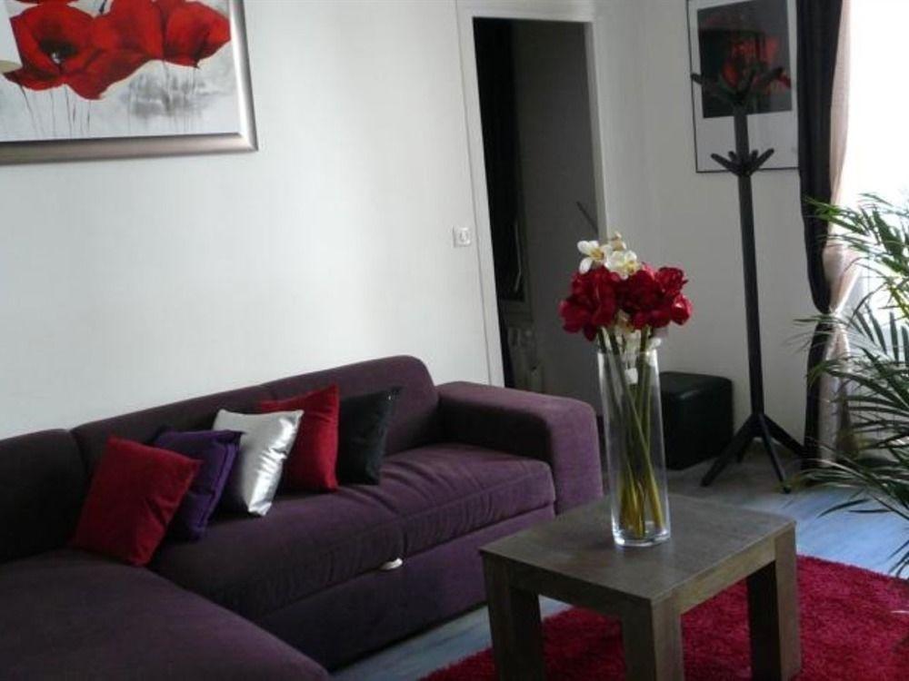 Отель Loft Fraternite Баньоле Экстерьер фото